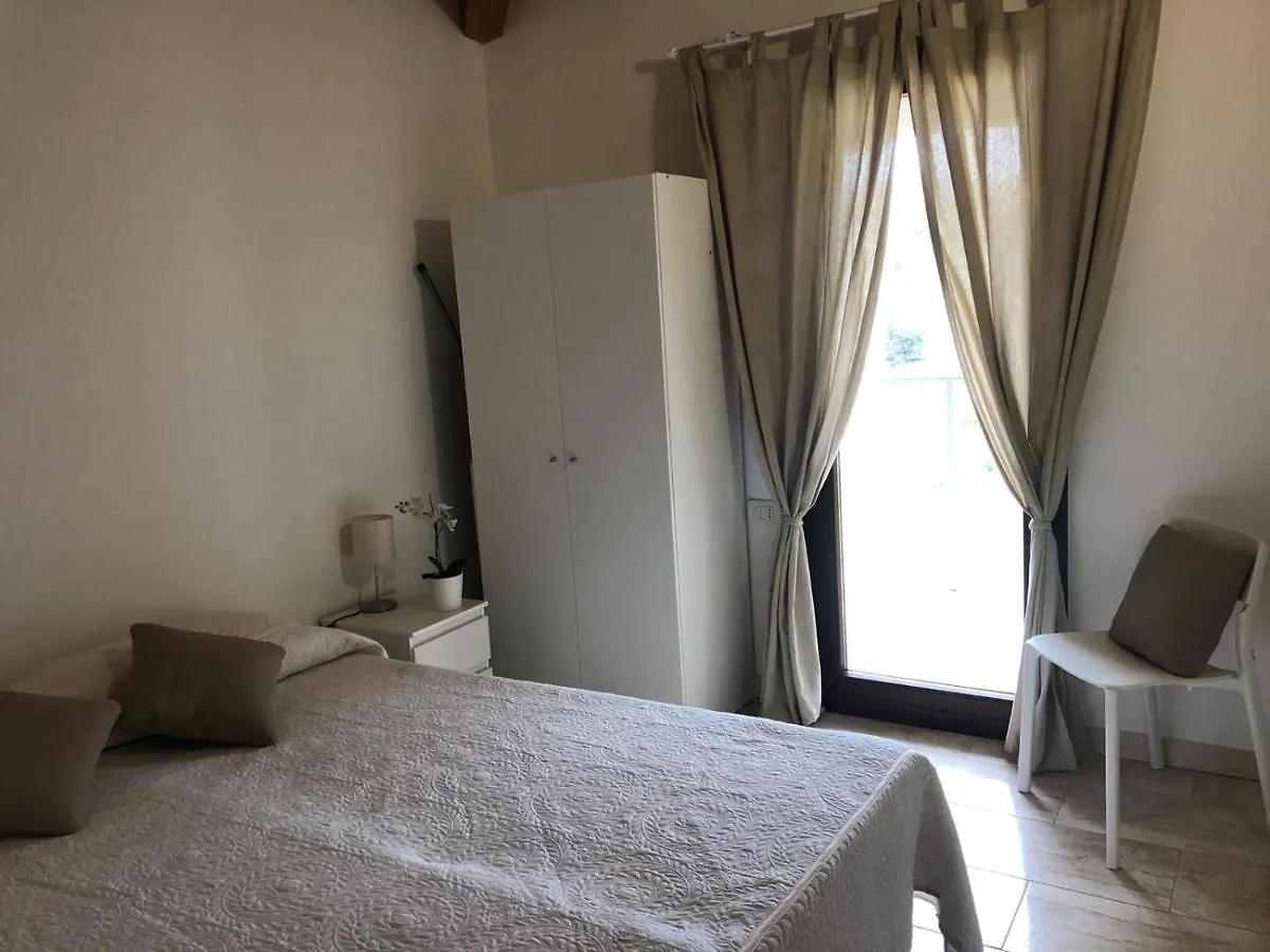 Trilocale Con Terrazza Lägenhet Budoni
