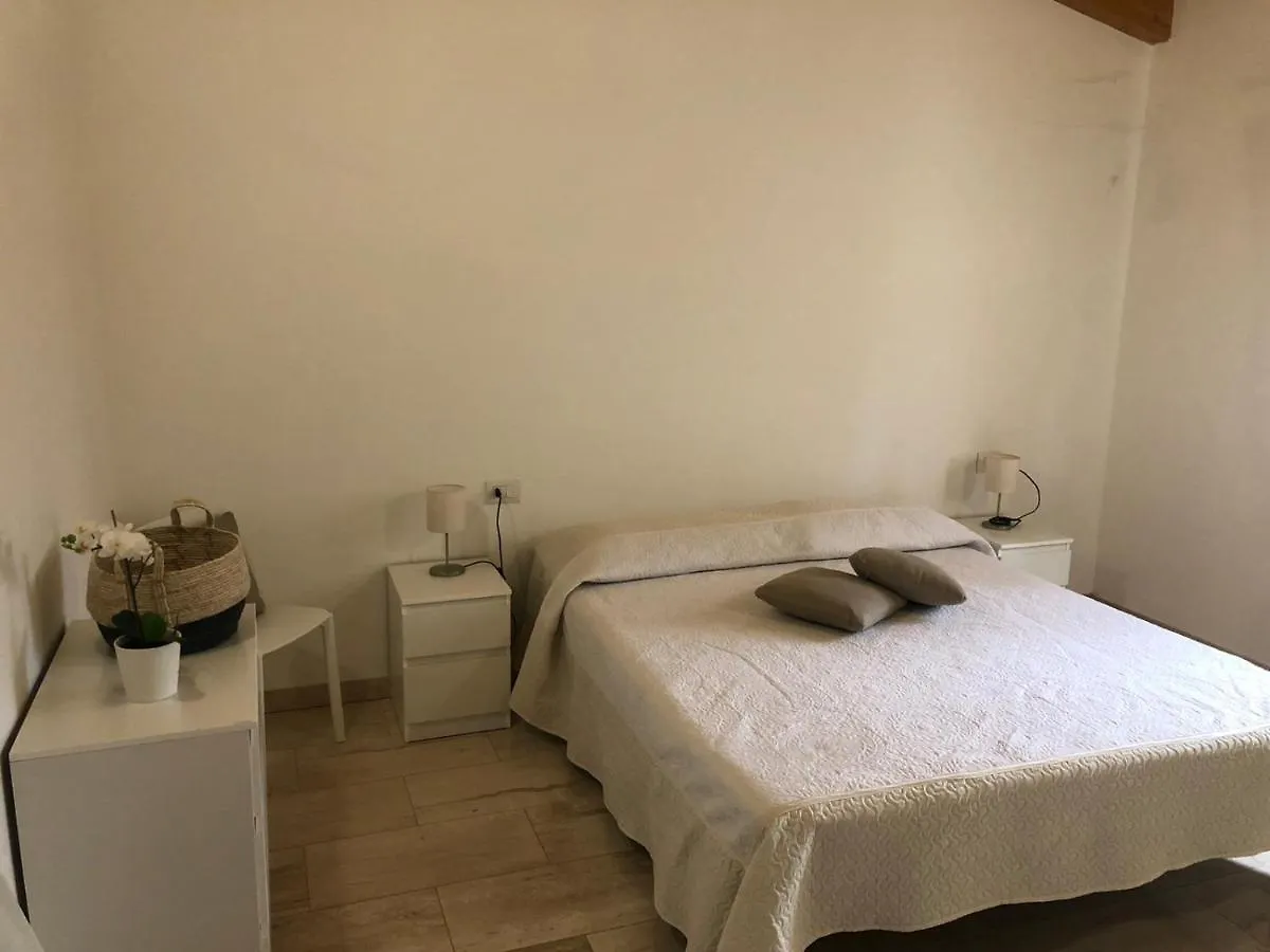 Trilocale Con Terrazza Lägenhet Budoni